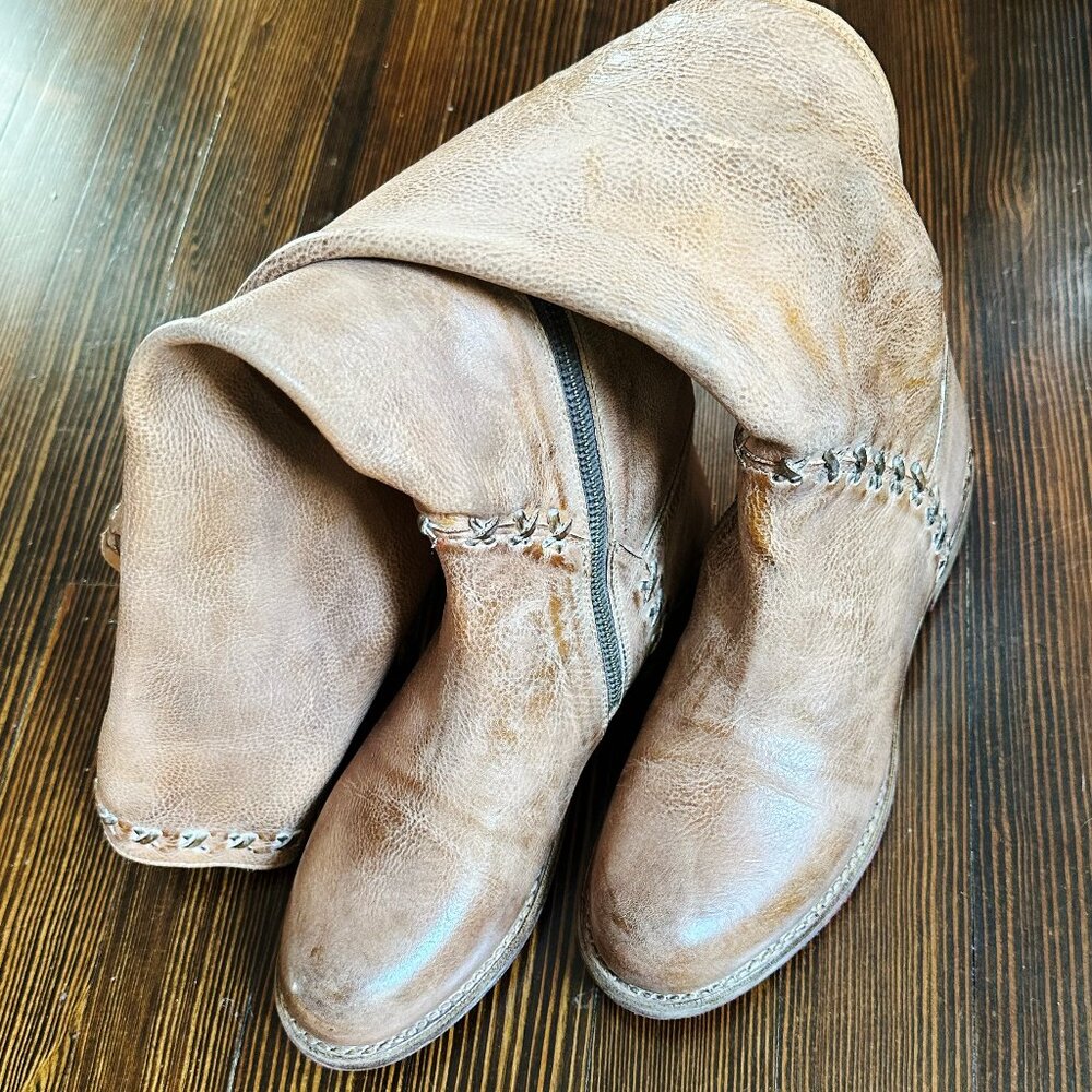 BedStu Boots - Size 7.5 in Tan